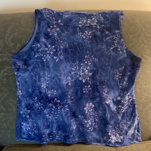 Women’s top, by Roz & Ali. Size 1X. - Picture 2 of 7